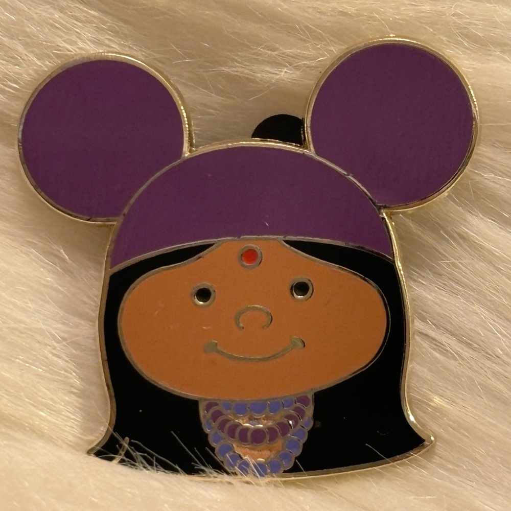 Disney It’s A Small World LE Girl with Mickey Hat 2008